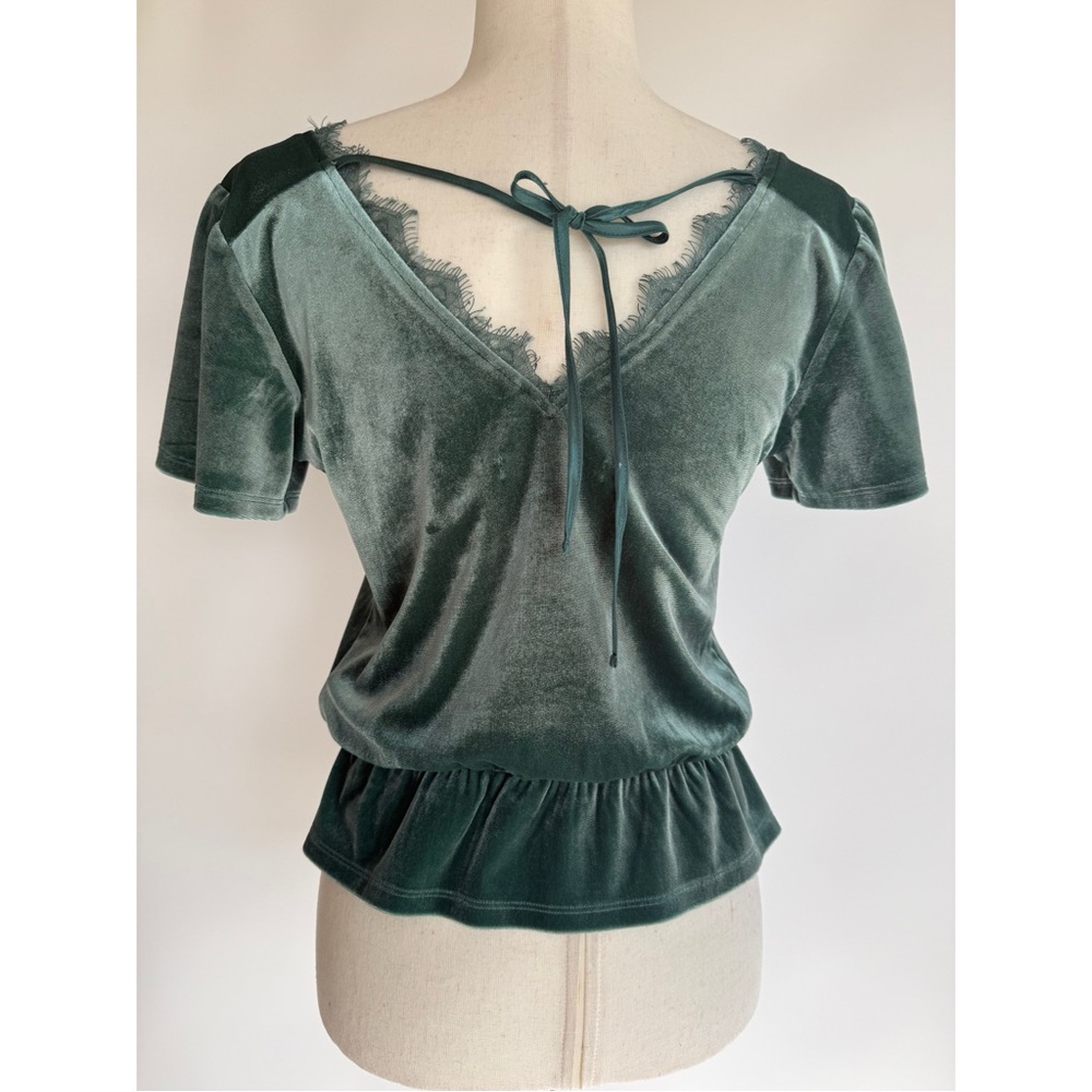 Abercrombie And Fitch Womens Emerald Green Velvet Top With Lace Trim Small - Picture 3 of 12